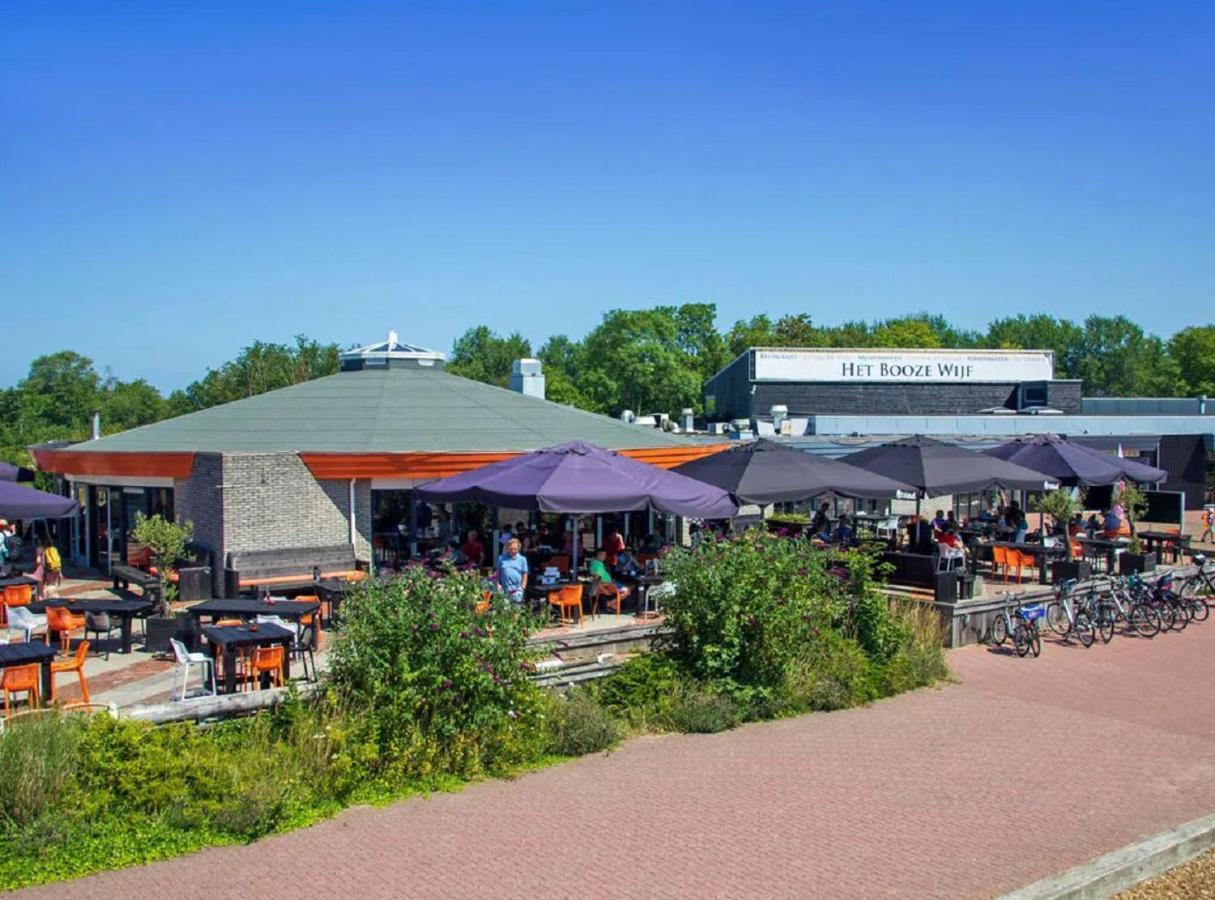 Chalet Op Camping Lauwersoog Met 3 Slaapkamers En Vaatwasser - Joycasa Eksteriør billede